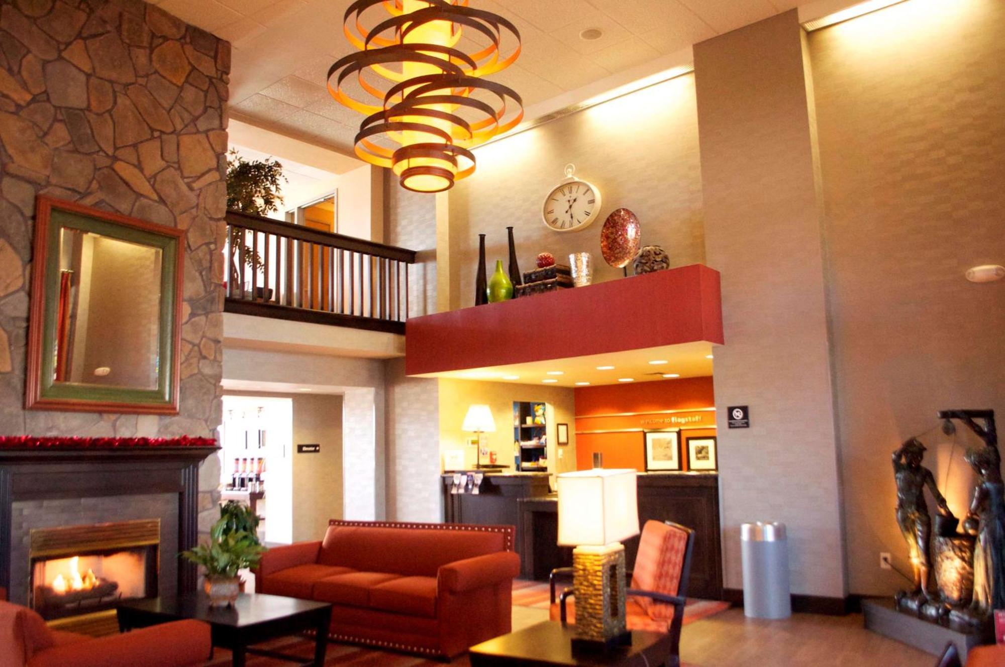 Hampton Inn & Suites Flagstaff - West Exterior photo